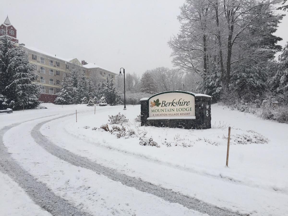 Berkshire Mountain Lodge Pittsfield Eksteriør billede